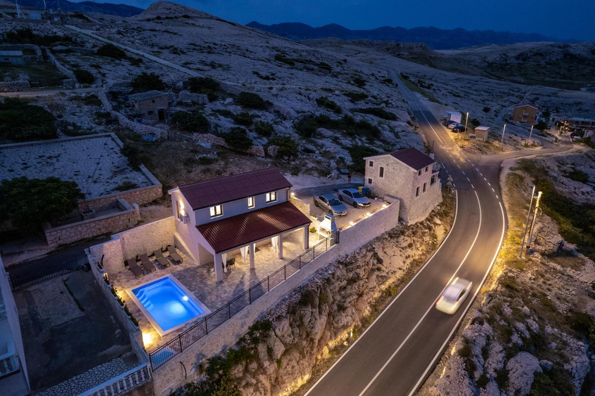 Villa Kamia With Private Heated Pool And Electric Vehicle Adapter Zubovići Εξωτερικό φωτογραφία