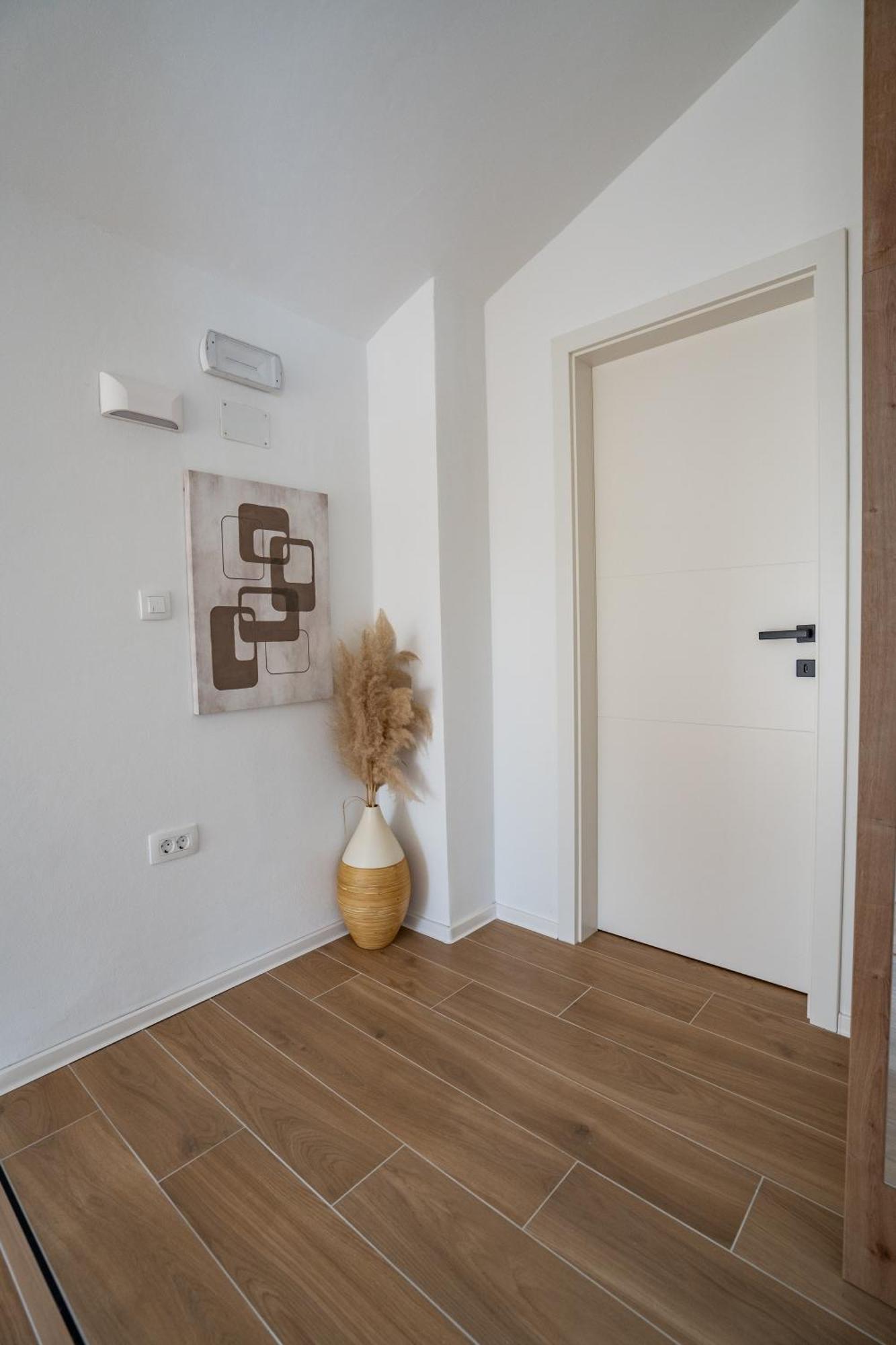 Villa Kamia With Private Heated Pool And Electric Vehicle Adapter Zubovići Εξωτερικό φωτογραφία