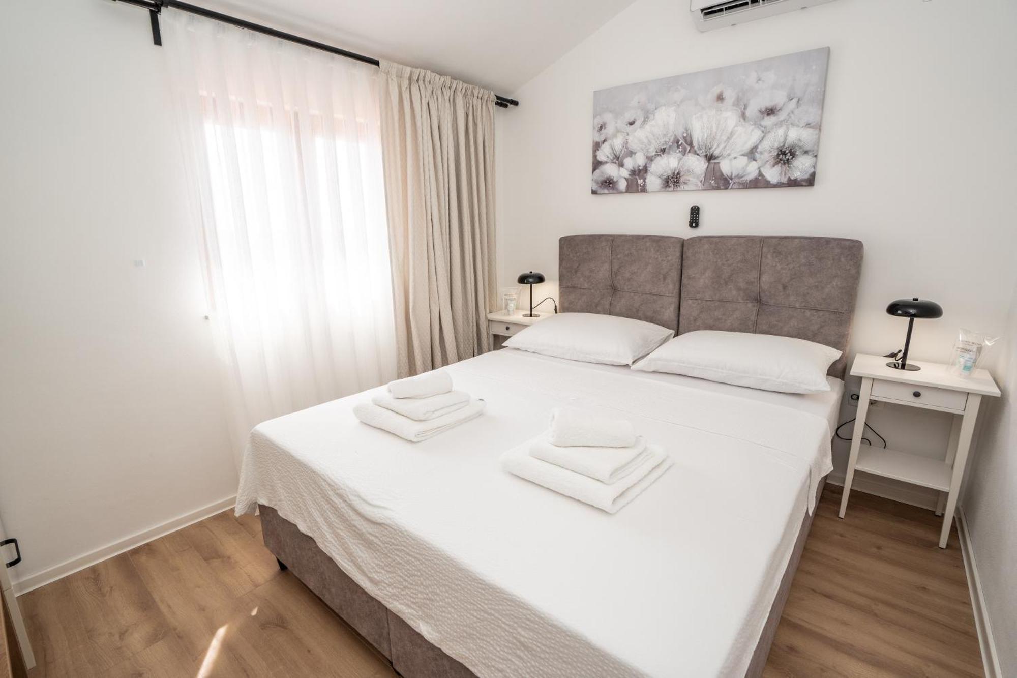 Villa Kamia With Private Heated Pool And Electric Vehicle Adapter Zubovići Εξωτερικό φωτογραφία