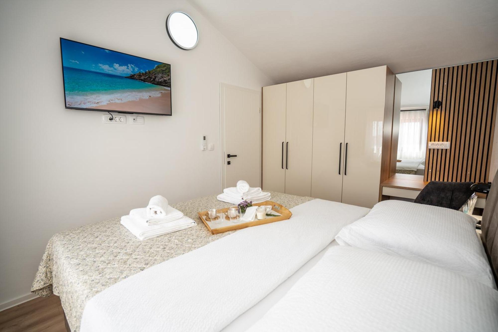 Villa Kamia With Private Heated Pool And Electric Vehicle Adapter Zubovići Εξωτερικό φωτογραφία